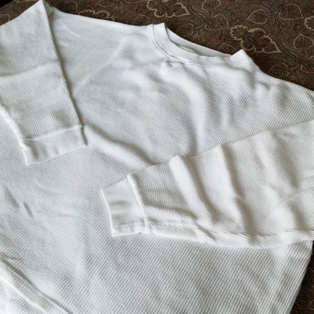 White long sleeve thermo shirt